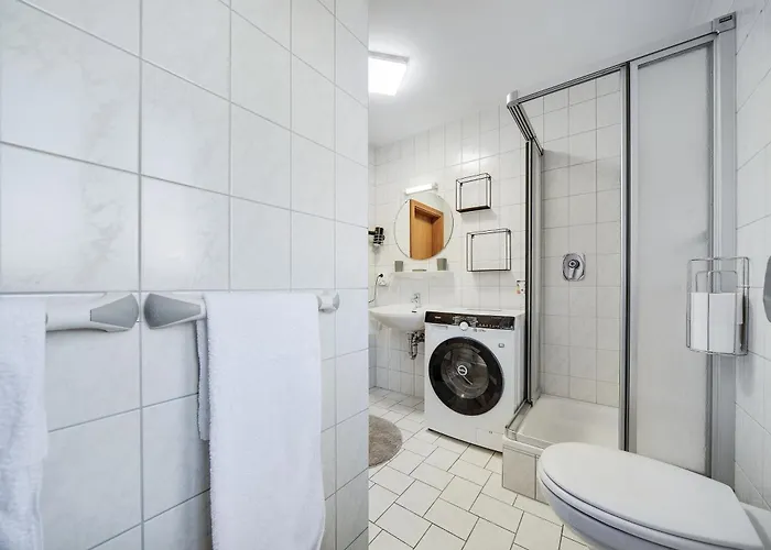 Apartmán Fewo-lavees Moderne Zentrale Nahe Omv Wacker Kliniken Burg -eigener Eingang-schluesselloser Check In Burghausen